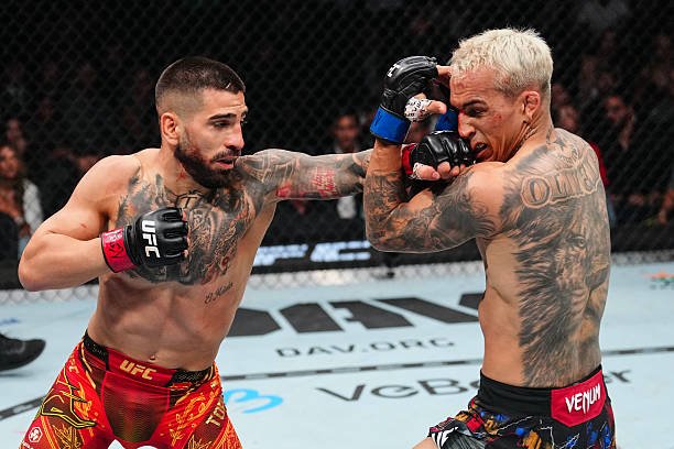 Watch: Ilia Topuria Knock Out Charles Oliveira - UFC 317 Main Event Replay